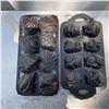 Image 1 : 2 Cast Iron Baking Moulds – Shell, Fruit, and Animal Shapes