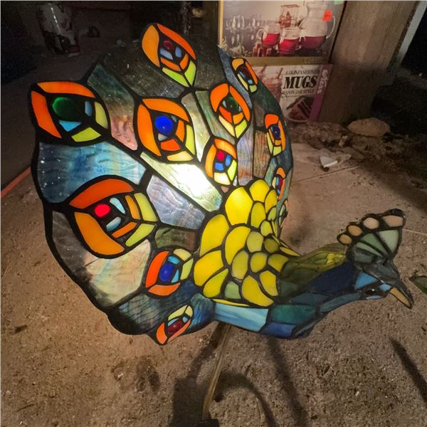 Tiffany-Style Stained Glass Peacock Lamp
