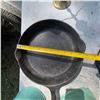 Image 2 : Griswold Cast Iron Skillet 12 Inch Brockville Ont