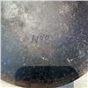 Image 2 : Vintage Findlay No. 8 Cast Iron Skillet