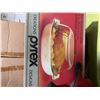 Image 7 : Pyrex 2.5 L Self Basting Roaster with Lid, Model 536K040