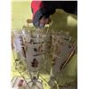 Image 2 : 8 Frosted Gold Leaf Tall Glasses with Metal Carrier