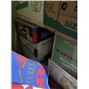 Image 6 : Small Kitchen Appliances and Flag Lot