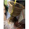 Image 3 : Tall Woven Rattan Plant Stand Basket 23"