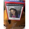 Image 2 : Polaroid OneStep Close-Up Instant Camera in Box