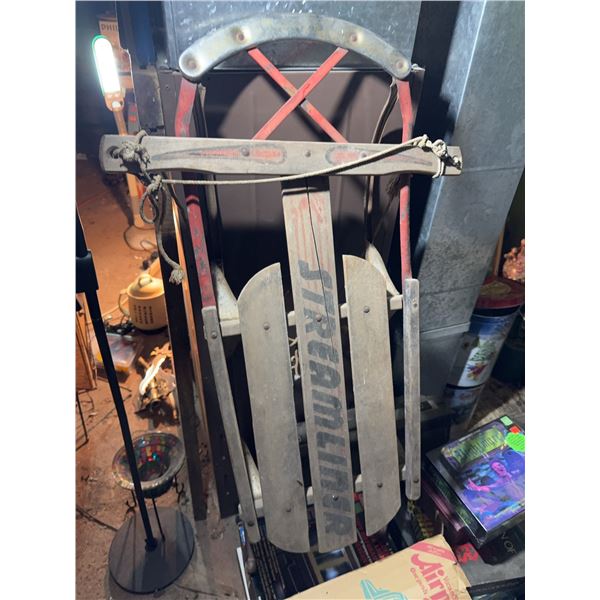 Streamliner Wooden Sled with Metal Runners