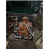 Image 1 : Lighted Gingerbread House Holiday Decoration
