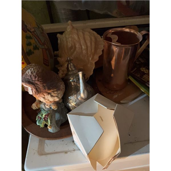 Decorative Metalware and Collectibles