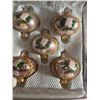 Image 2 : Church Lighted Plate and Set of 5 Hand-Painted Ornaments