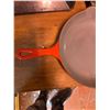 Image 5 : Le Creuset Red Enamel Cast Iron Skillet, 26 cm