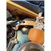 Image 4 : Household and Decorative Collectibles Bin
