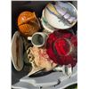 Image 1 : Decorative Household Items and Collectibles