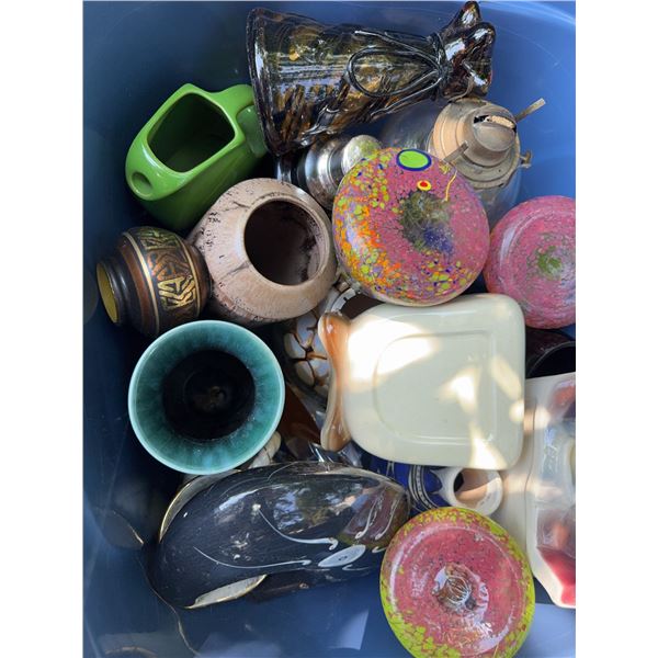 Decorative Ceramics and Pottery Lot