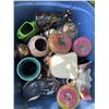 Image 2 : Decorative Ceramics and Pottery Lot