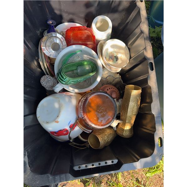 Kitchenware and Decorative Items