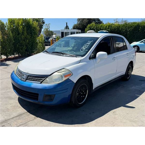 NISS VERSA 2008 O/S T-DON