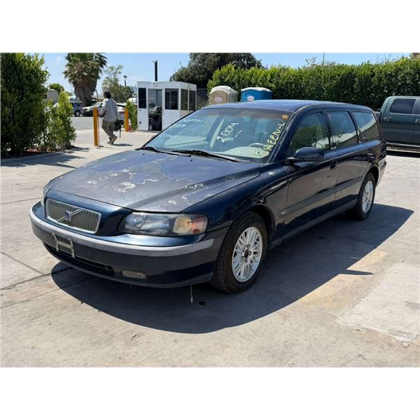 VOLV V70 2004 O/S-T-DON-TMU