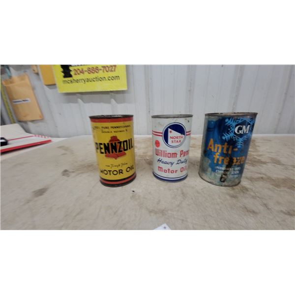 Pennzoil Motor Oil, William Penn North Star Heavy Duty Motor Oil, and GM Antifreeze Cans