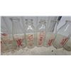 Image 6 : Vintage Silverwood's Safe Milk 8-Bottle Metal Carrier with Wooden Handle and Glass Bottles