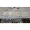 Image 1 : 4x White Rose Yard Measuring Sticks N.O.S.