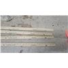 Image 6 : 4x White Rose Yard Measuring Sticks N.O.S.