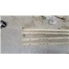 Image 8 : 4x White Rose Yard Measuring Sticks N.O.S.