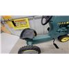 Image 12 : Vintage John Deere 3020 Narrow-Front Pedal Tractor by Ertl, 1960s
