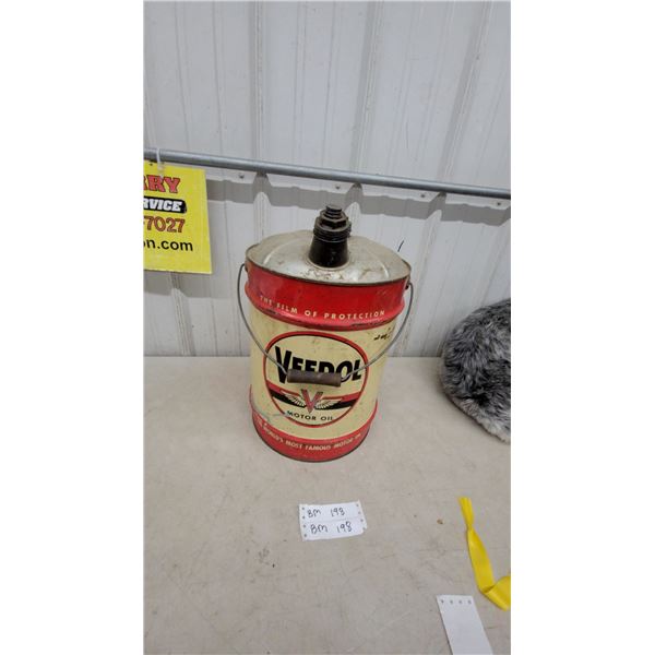 Vintage Veedol "The Film of Protection" Heavy Duty Plus SAE 30 Motor Oil 5-Gal Can
