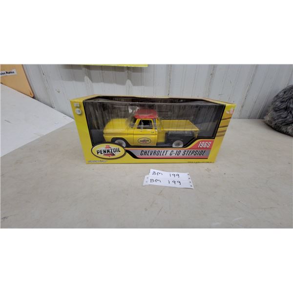 Greenlight 1:18 Scale 1965 Chevrolet C-10 Stepside Pennzoil Die-Cast Truck