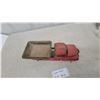 Image 4 : Vintage Lincoln Pressed Steel Toy Dump Truck, Red Cab and Green Bed, 14"