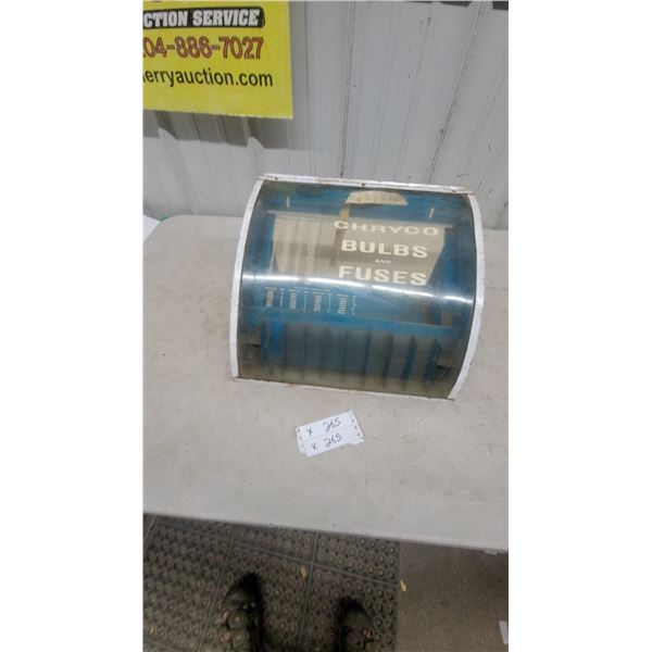 Vintage Chryco Bulbs and Fuses Countertop Display Case with Curved Blue Metal Body 15”×12”×9.6”