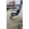 Image 2 : Vintage Emil J. Paidar Black Leather Hydraulic Barber Chair with Cast Iron Footrest