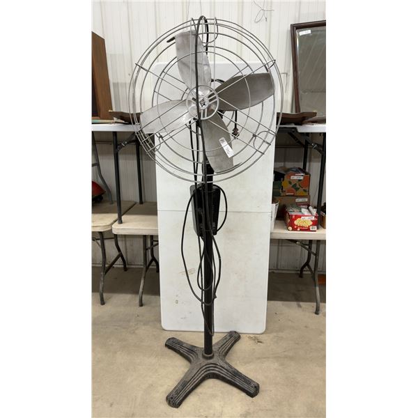 Robbins & Myers Industrial Pedestal Fan, 1/4 HP 75” Tall. 3 Speeds, Working Condition.