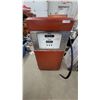 Image 1 : Vintage Wayne Model 605 Gas Pump, circa 1949-1954