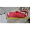 Image 6 : Store Display Crocs Crocband Red Clog with White and Black Striped Sole 24” long