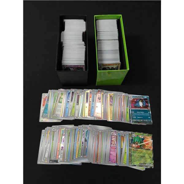 LOT OF POKEMON TCG TRADING CARDS