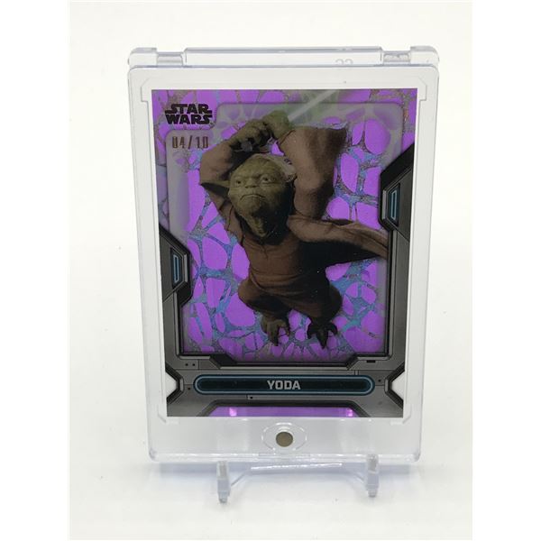 TOPPS STAR WARS YODA PURPLE REFRACTOR TRADING CARD 04/10