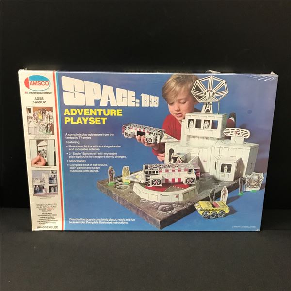 SEALED 1975 AMSCO SPACE 1999 ADVENTURE PLAYSET IN ORIGINAL PACKAGING