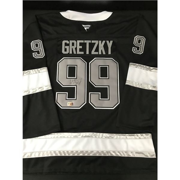 WAYNE GRETZKY SIGNED LOS ANGELES KINGS CUSTOM HOCKEY JERSEY - ELITE COA