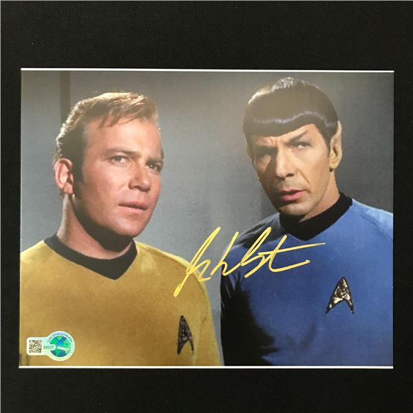 WILLIAM SHATNER SIGNED STAR TREK 8X10 - WWOC COA
