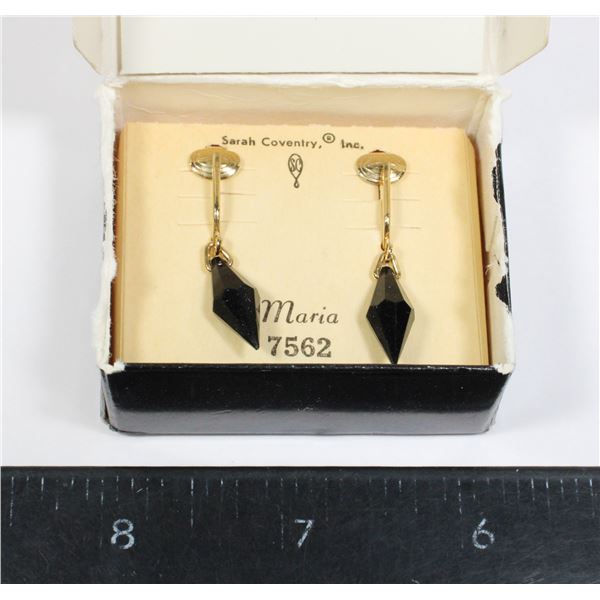 VINTAGE SARAH COVENTRY FINE FASHION JEWELRY
