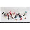 Image 1 : VINTAGE WINTER/CHRISTMAS MINI FIGURES