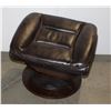 Image 1 : LEATHERETTE STOOL