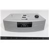 Image 1 : VINTAGE ULTRONIC ALARM CLOCK RADIO RECEIVER
