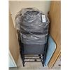 Image 1 : Folding Chairs C