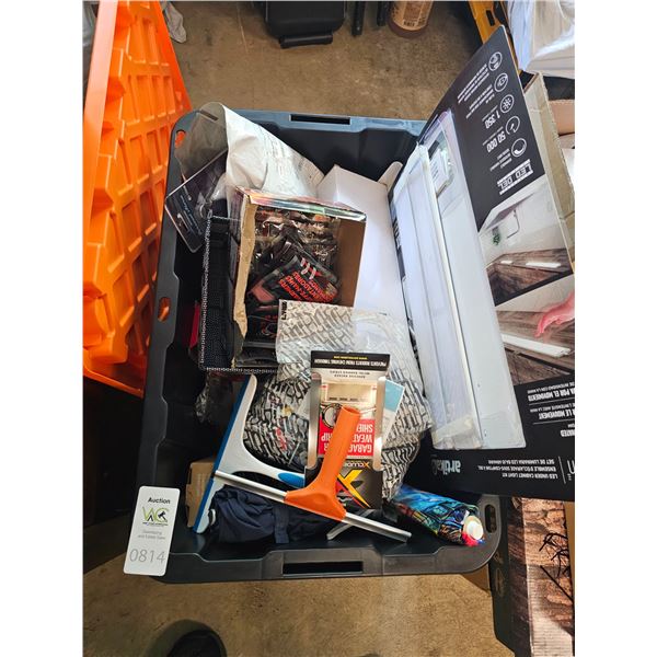 Container of Housewres & More B