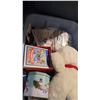 Image 10 : Christmas Decor A