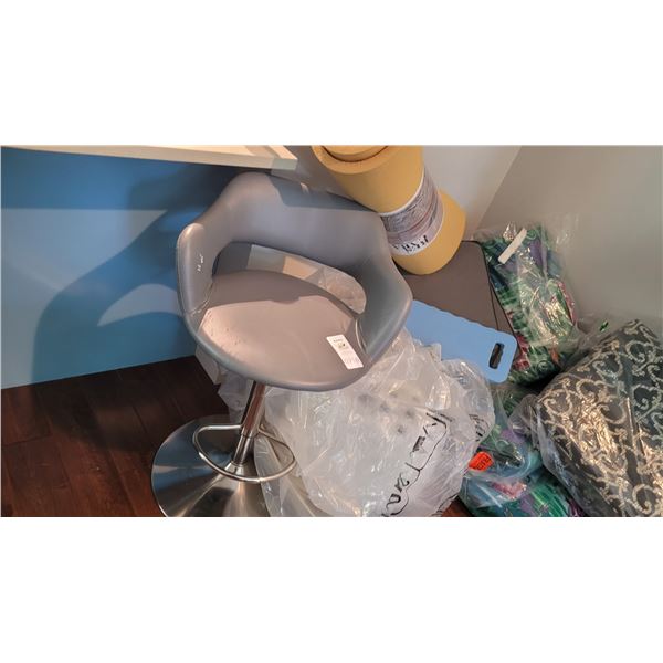 Bar Stool, Barton, Cushions A