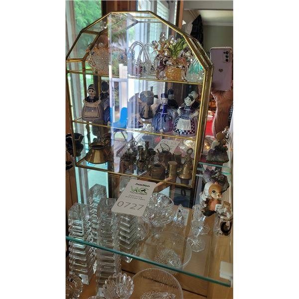 Curio Miniatures, Cabinet A