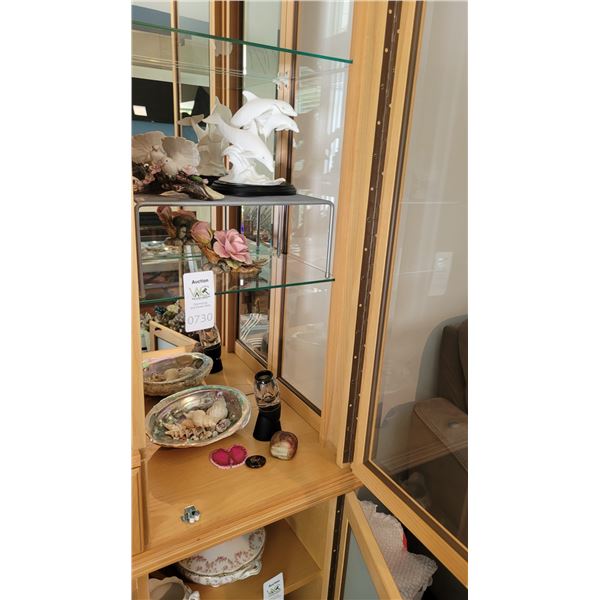Lenox, Decor A